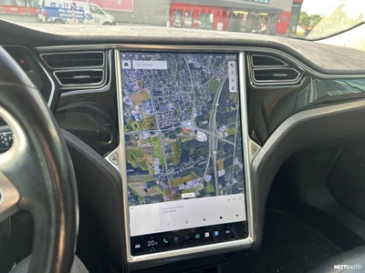 Tesla Model S 85 D 2015, photo 5/6