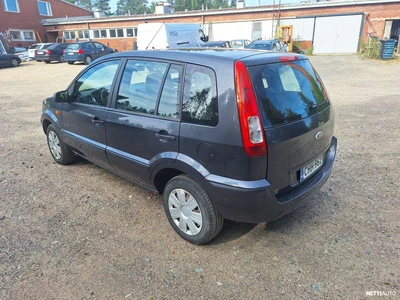 Ford Fusion 1,4 80hv Limited M5 5-ovinen 2009, photo 4/8