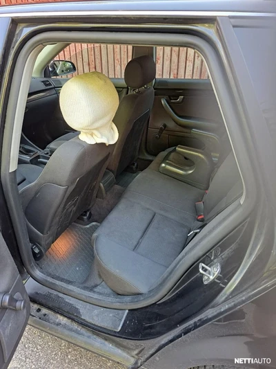 Audi A4 2004, photo 7/10