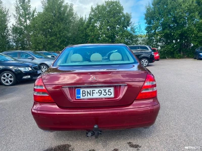 Mercedes-Benz E 2004, kuva 5/10