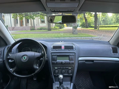 Skoda Octavia 1,9 TDI Elegance 2008, kuva 7/7