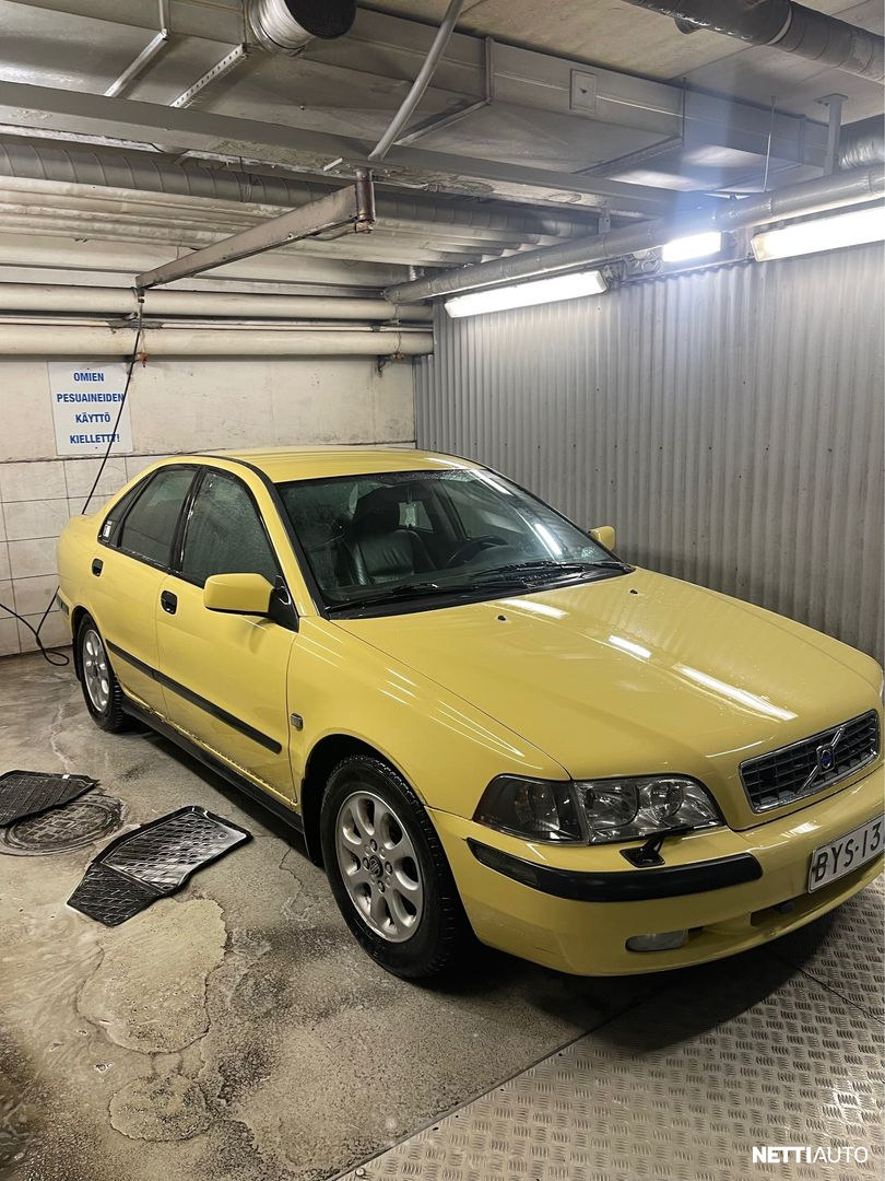 Volvo S40