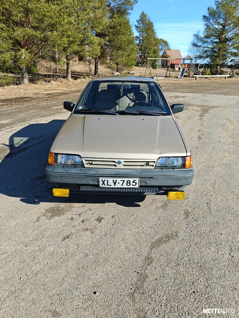 Nissan Sunny