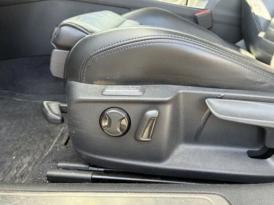 Volkswagen Passat 2018, kuva 7/18
