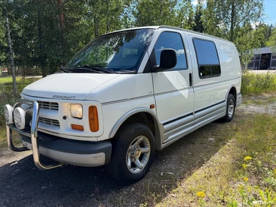 Chevrolet Chevy Van 2002, kuva 6/24