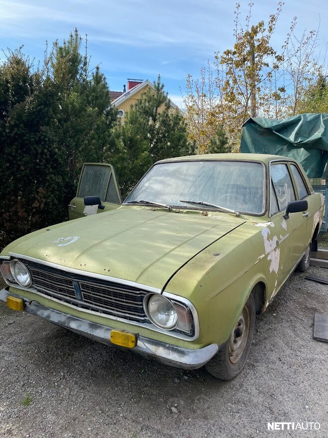 Ford Cortina