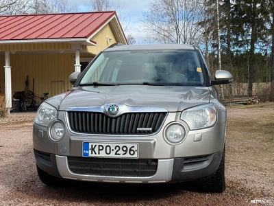 Skoda Yeti 1,6 TDI Adventure GreenLine 2011, kuva 2/21