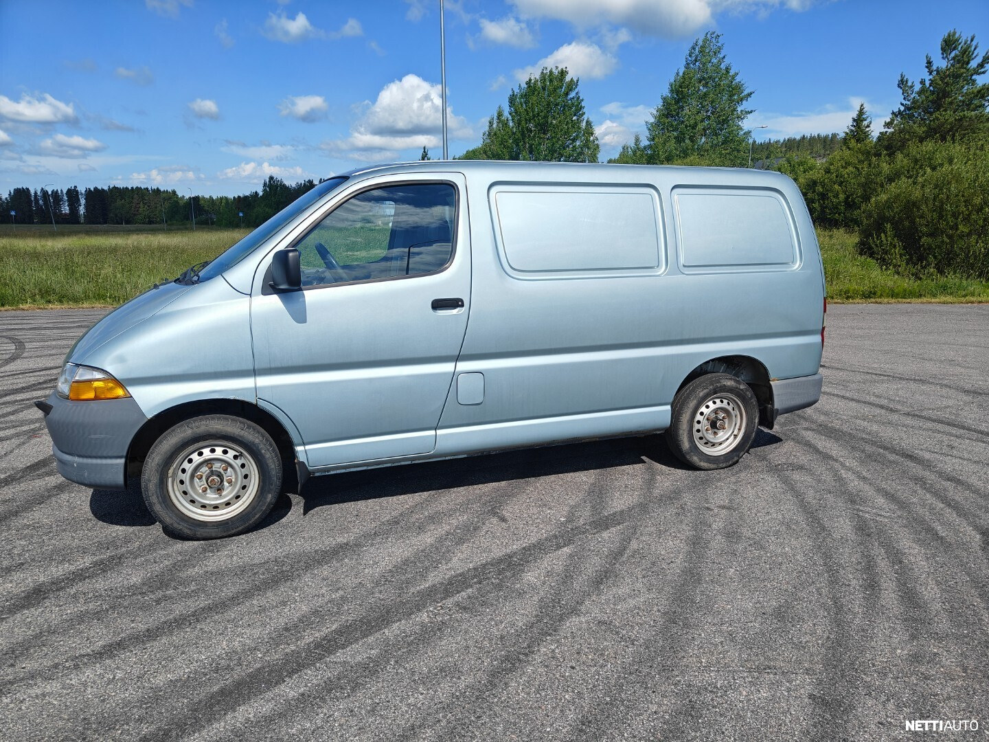 Toyota Hiace