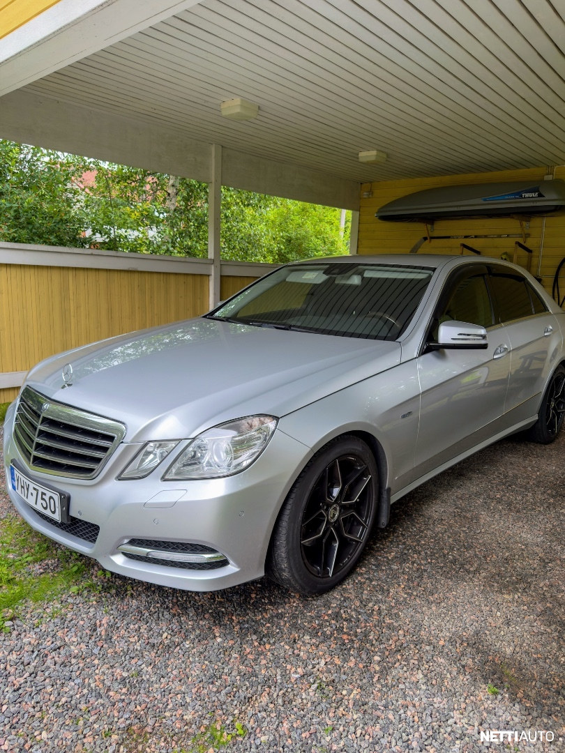 Mercedes-Benz E