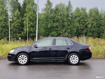 Volkswagen Jetta 2006, photo 2/13