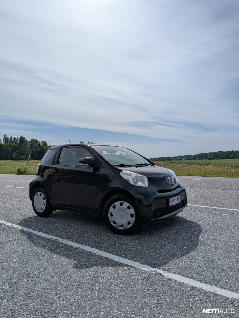 Toyota Iq