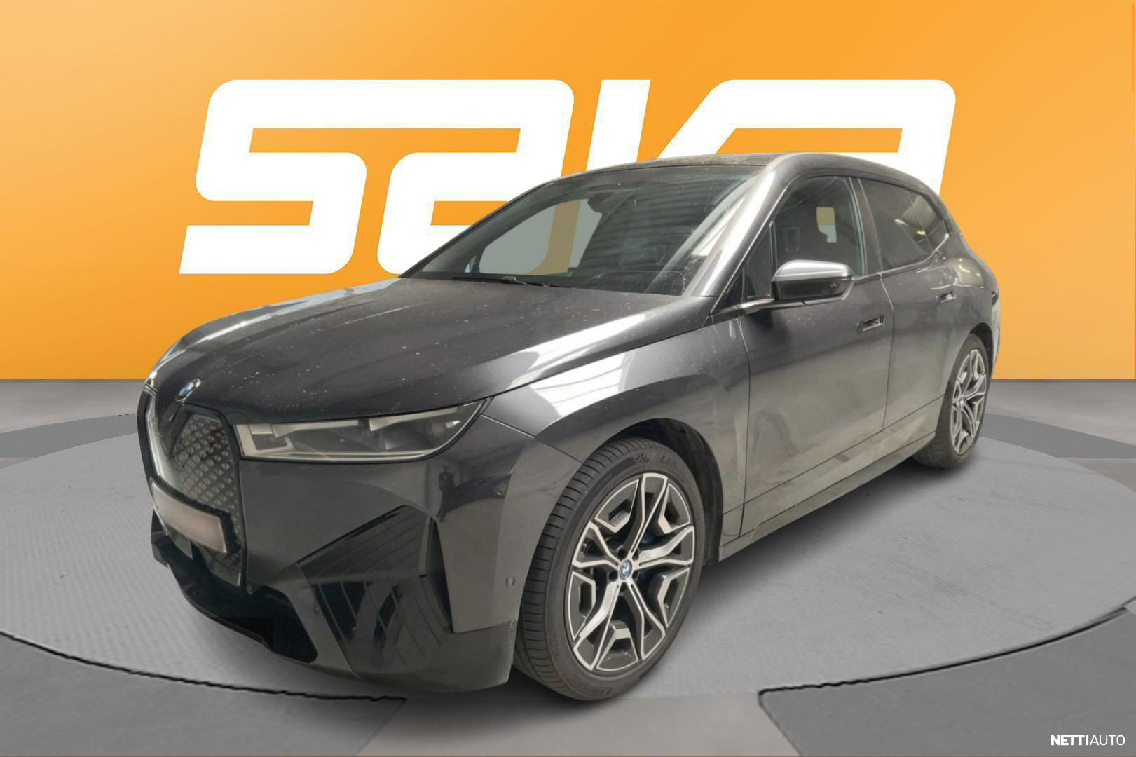 BMW iX