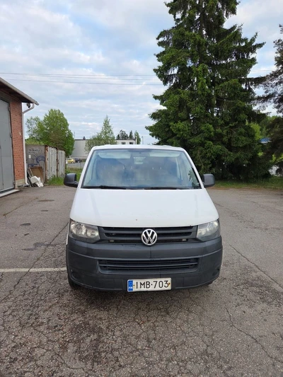 Volkswagen Transporter 2015, kuva 2/14
