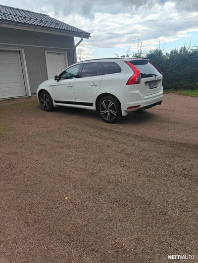 Volvo XC60 R-Desing 2017, kuva 2/7