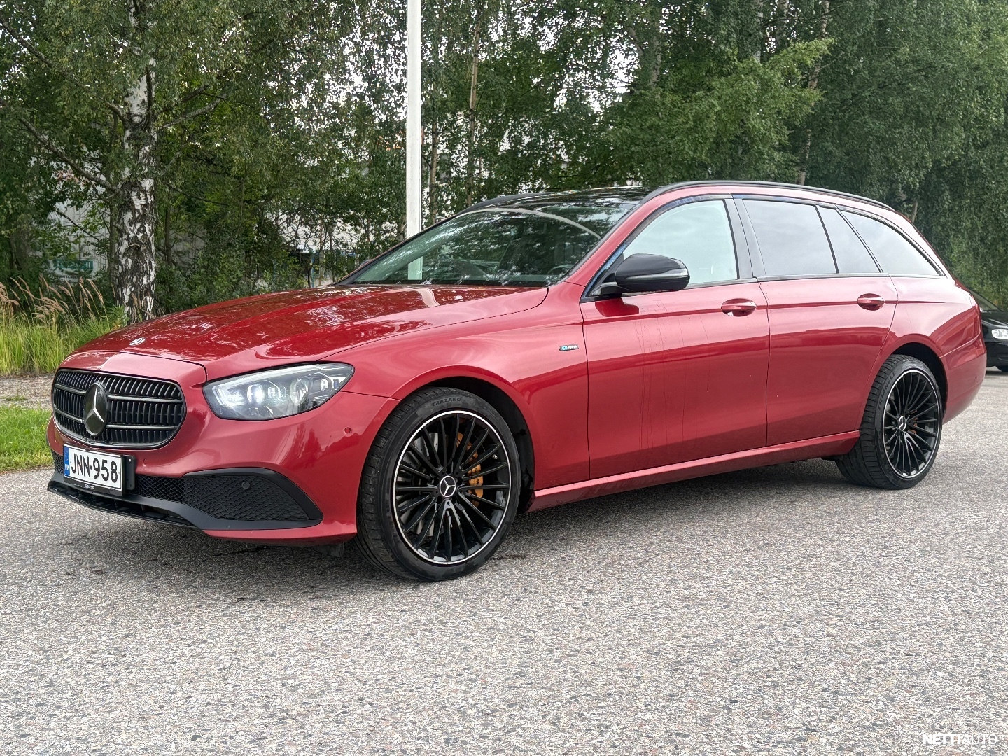 Mercedes-Benz E
