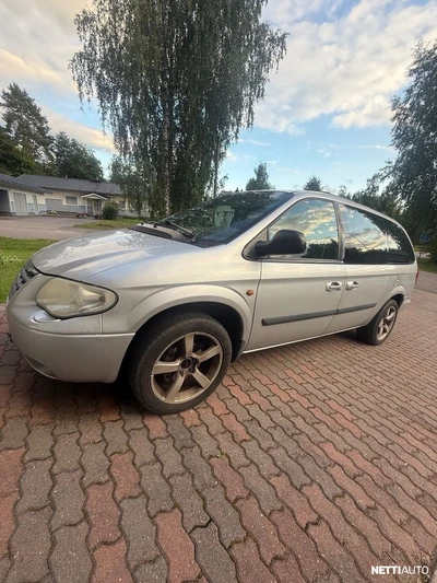 Chrysler Grand Voyager 3.3 sng 2005, kuva 2/11