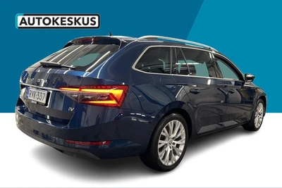 Skoda Superb 2023, kuva 5/21