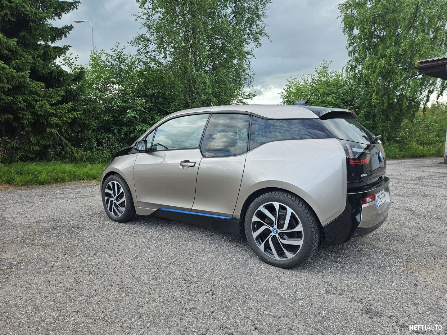 BMW i3
