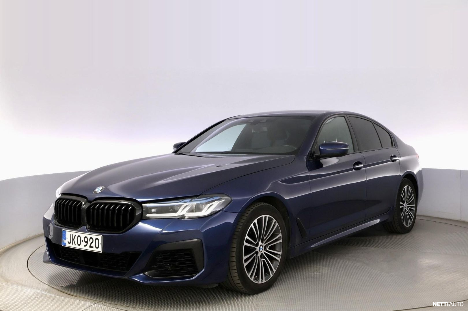 BMW 520