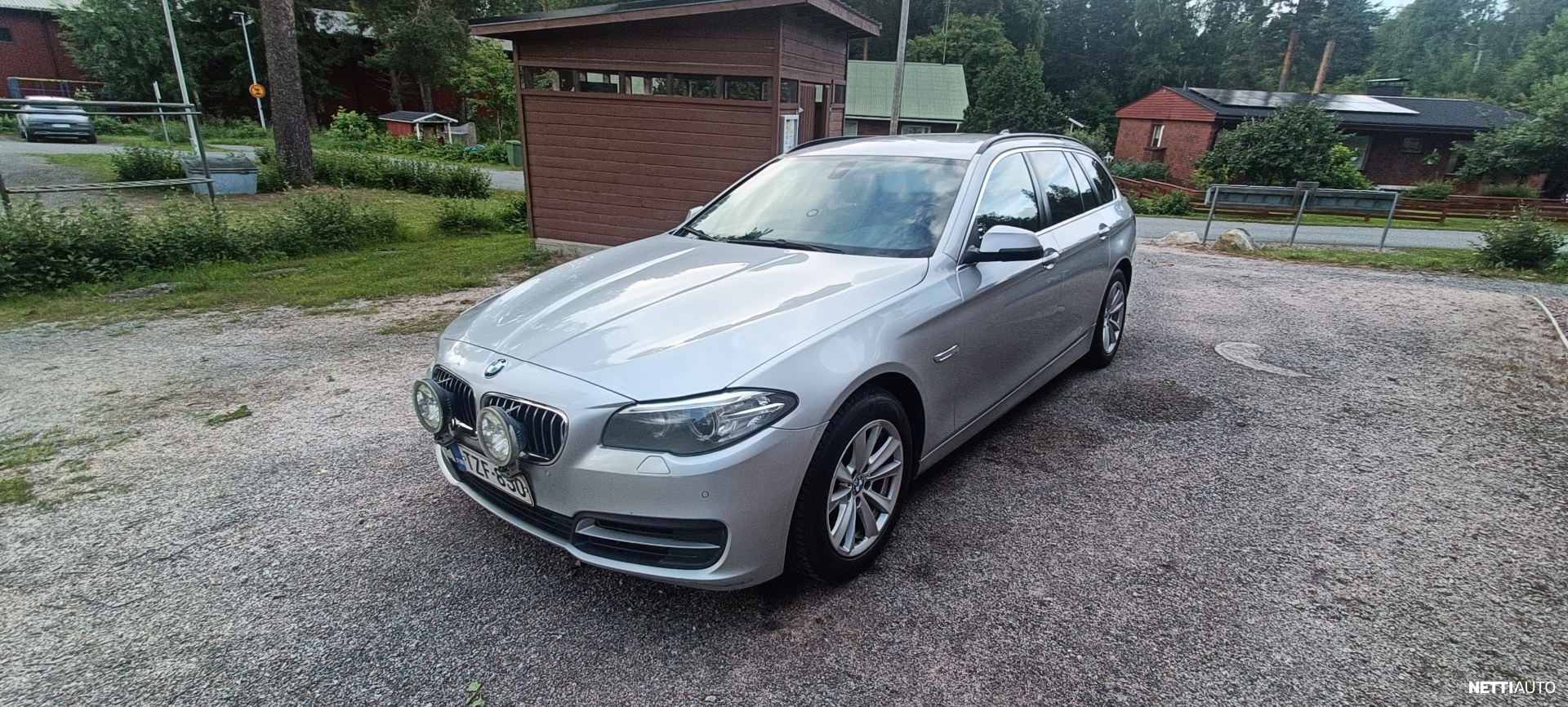 BMW 520