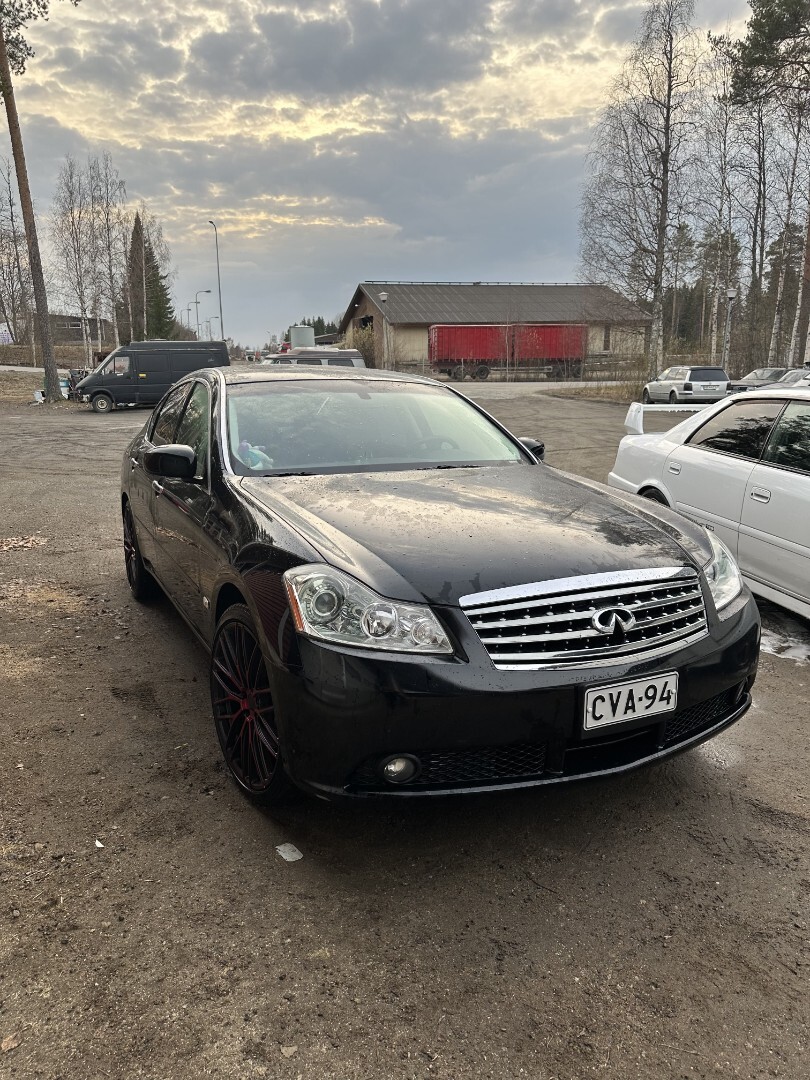 Infiniti