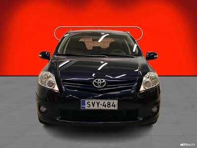 Toyota Auris 2010, photo 3/36