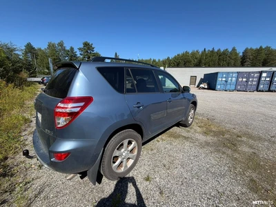 Toyota RAV4 2011, kuva 3/23