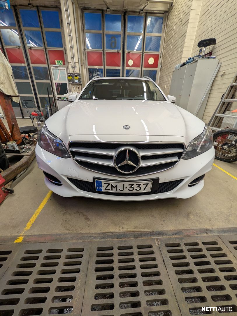Mercedes-Benz E