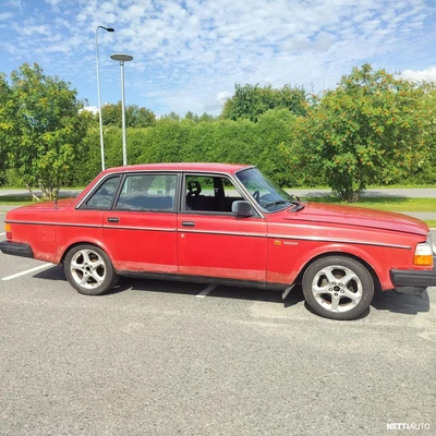 Volvo 240 1988, photo 7/11