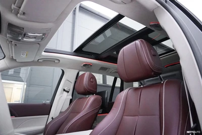Mercedes-Benz GLS 2023, photo 4/21