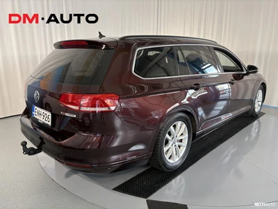 Volkswagen Passat 2015, kuva 6/10