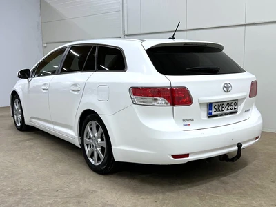 Toyota Avensis 2010, kuva 4/7