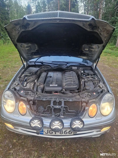 Mercedes-Benz E 2003, kuva 7/13