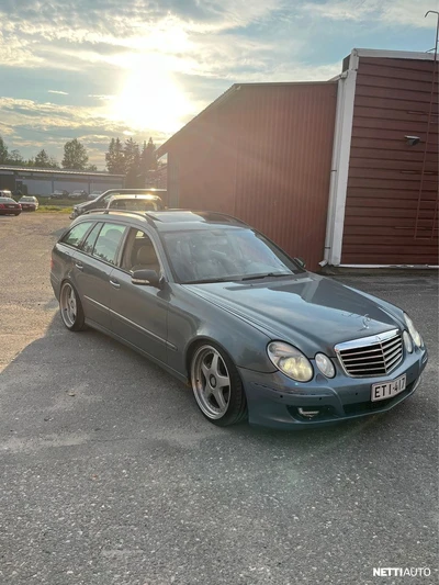 Mercedes-Benz E 2004, photo 3/9