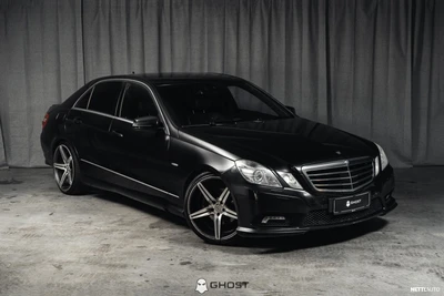 Mercedes-Benz E 2010, kuva 1/17