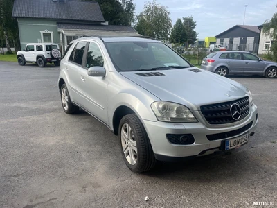 Mercedes-Benz ML 4Matic 2006, kuva 2/6