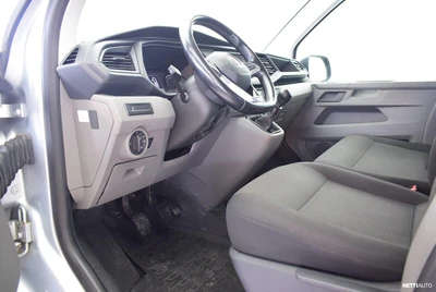 Volkswagen Transporter 2020, photo 7/14