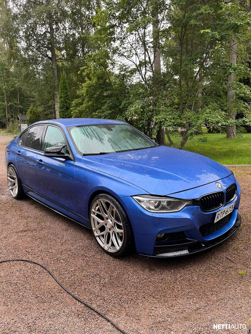 BMW 320