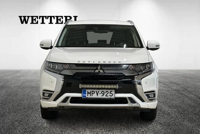 Mitsubishi Outlander PHEV 2020, kuva 2/10