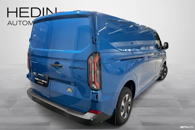 Ford Transit Custom 2026, photo 2/24