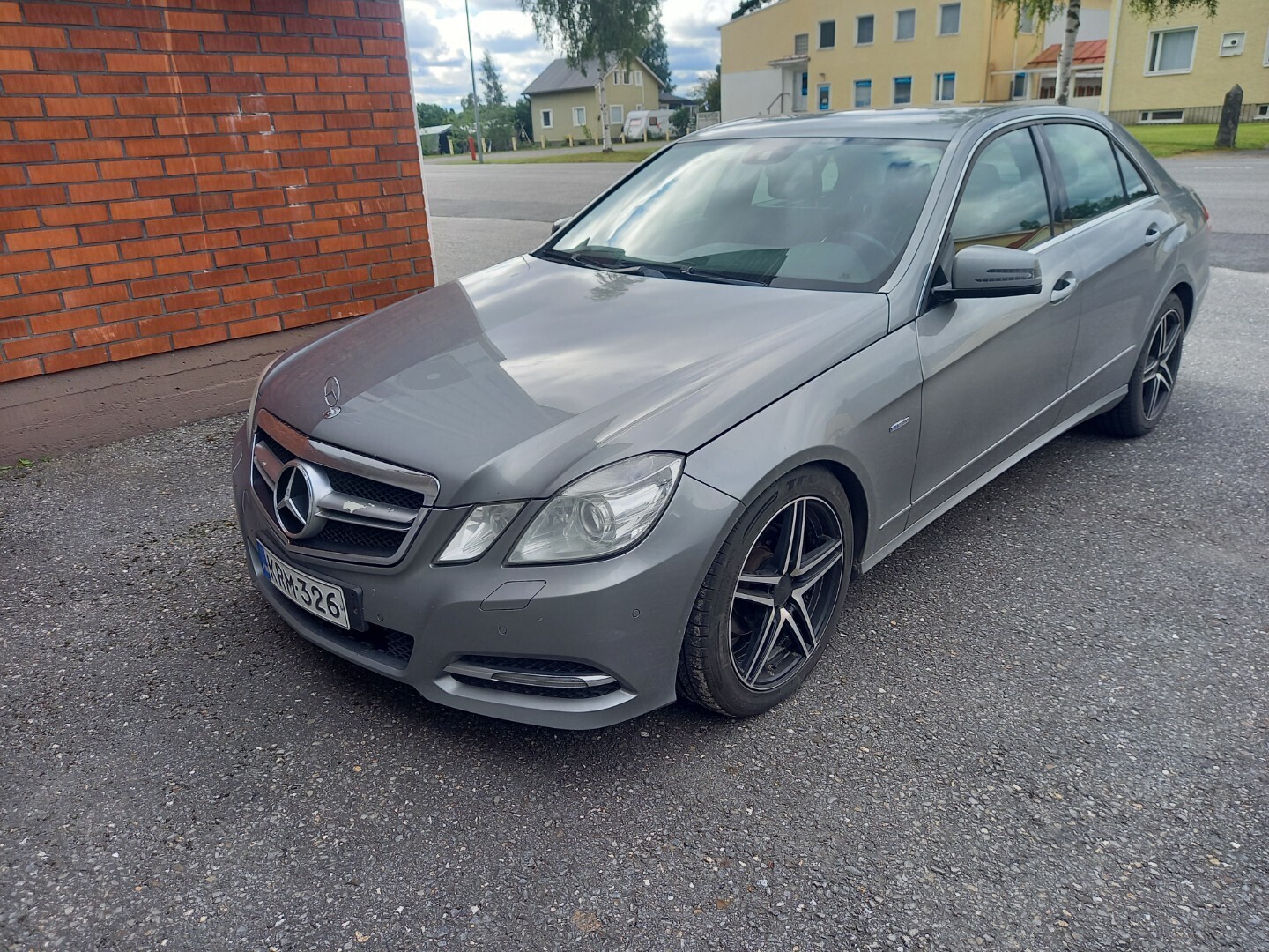 Mercedes-Benz E