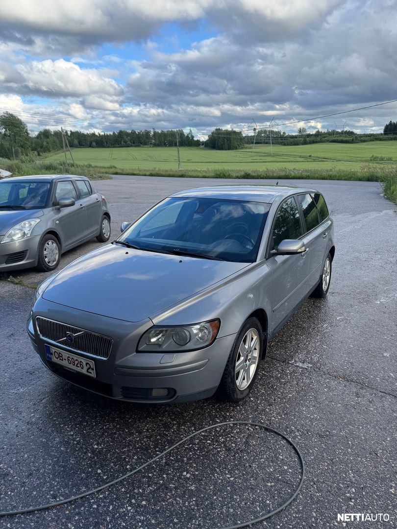 Volvo V50