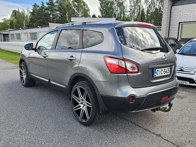 Nissan Qashqai+2 2011, photo 2/14