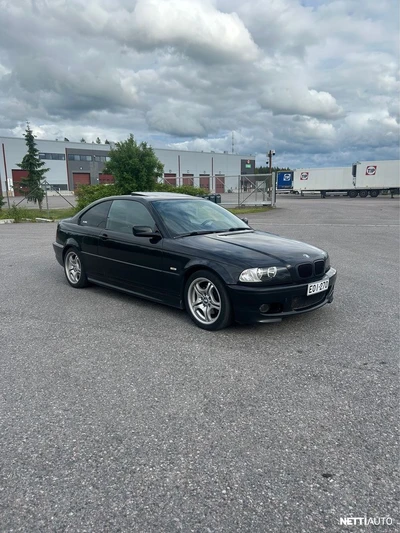 BMW 325 2002, photo 1/15