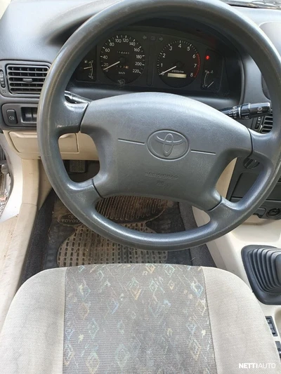 Toyota Corolla E11 1998, kuva 7/9