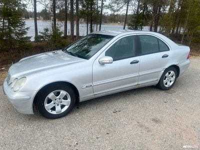 Mercedes-Benz C 200 CDI 2000, photo 4/13