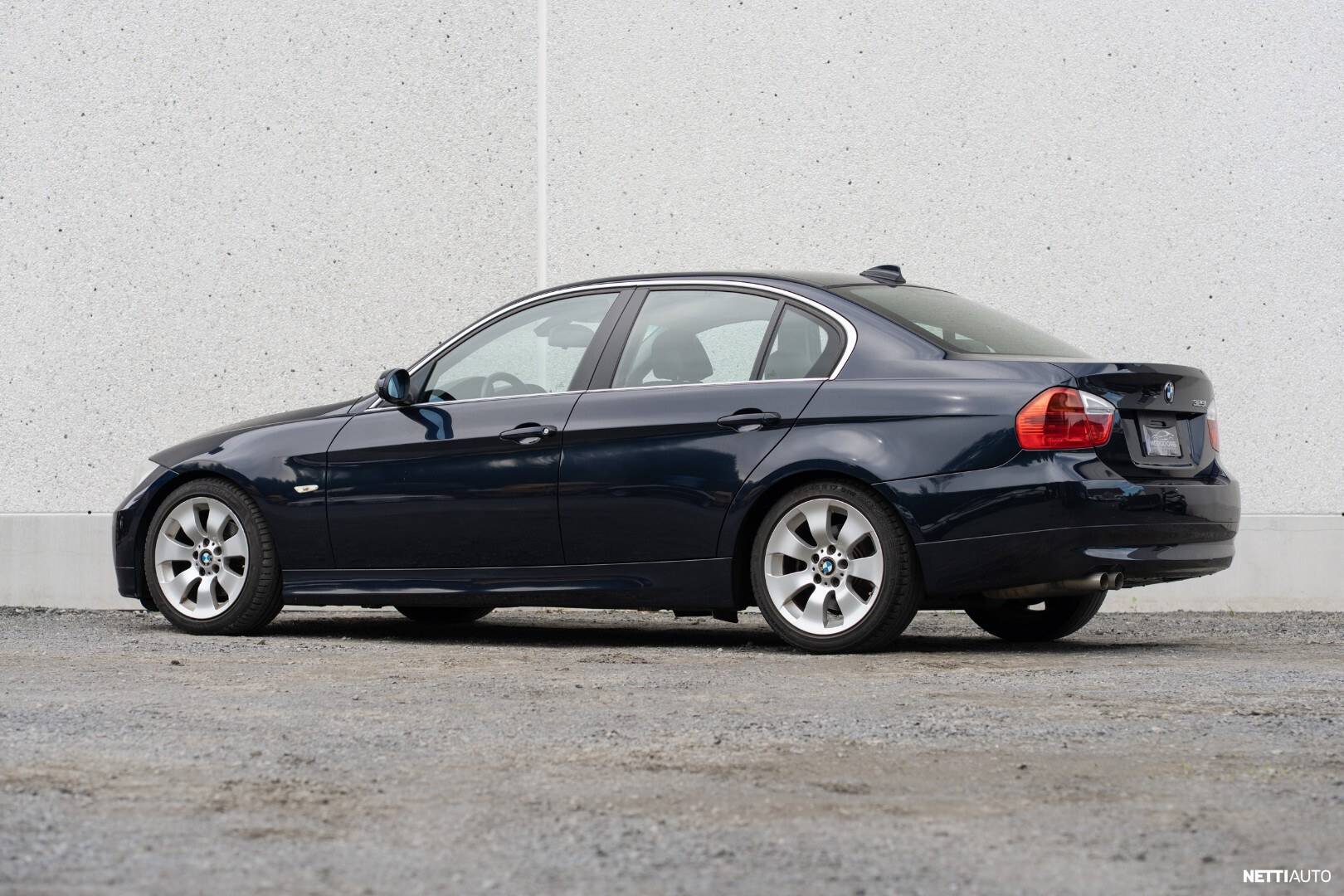 BMW 325