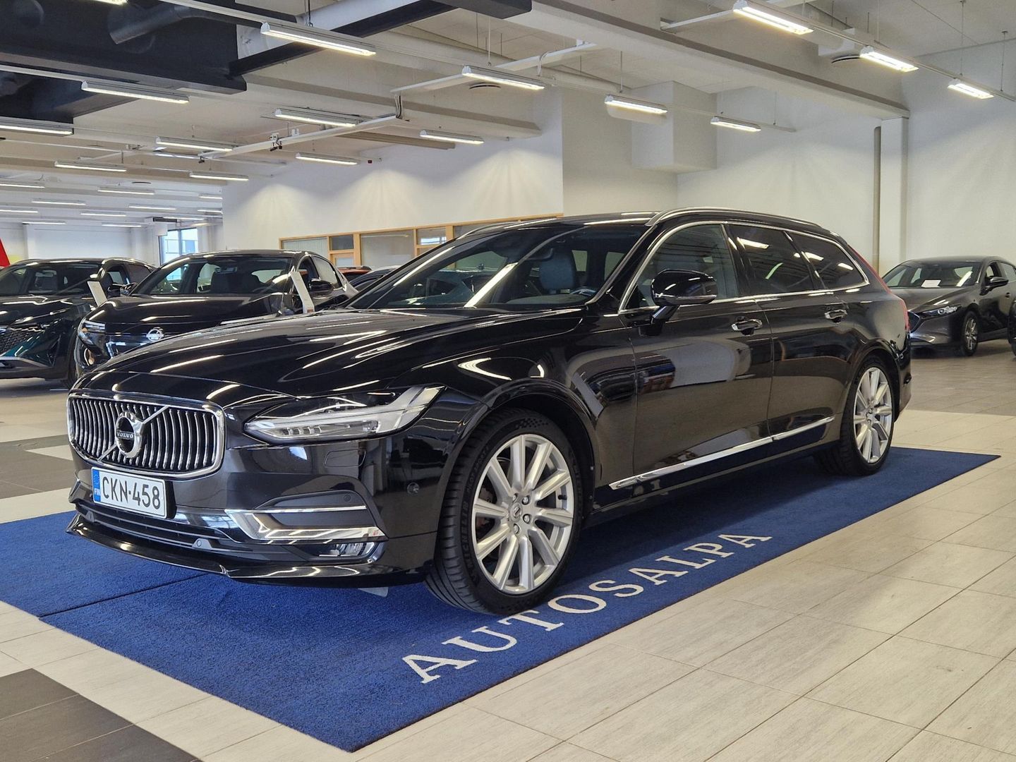 Volvo V90