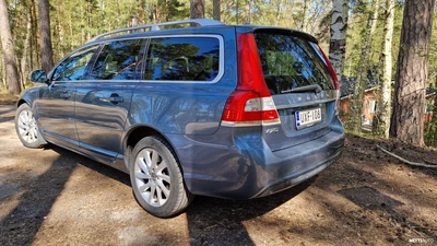 Volvo V70 2014, photo 5/18