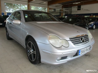 Mercedes-Benz C 200 2001, kuva 1/10